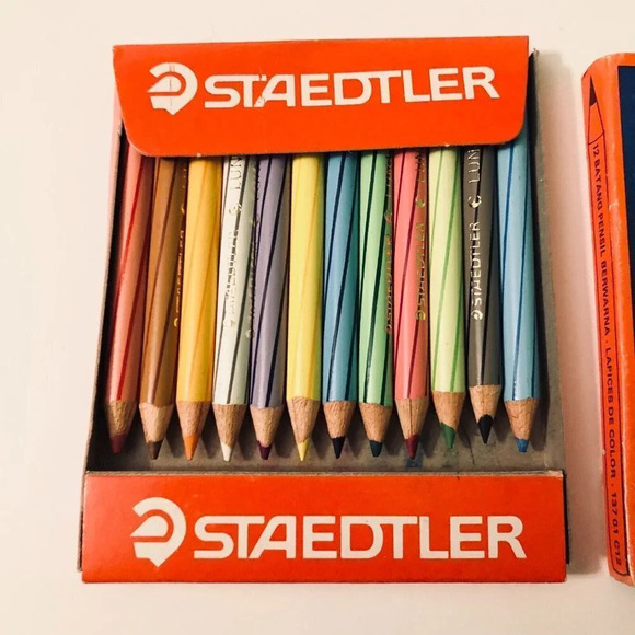 Staedtler Luna 12 Coloured Pencils  Small Coloring Set - Picture 4 of 10